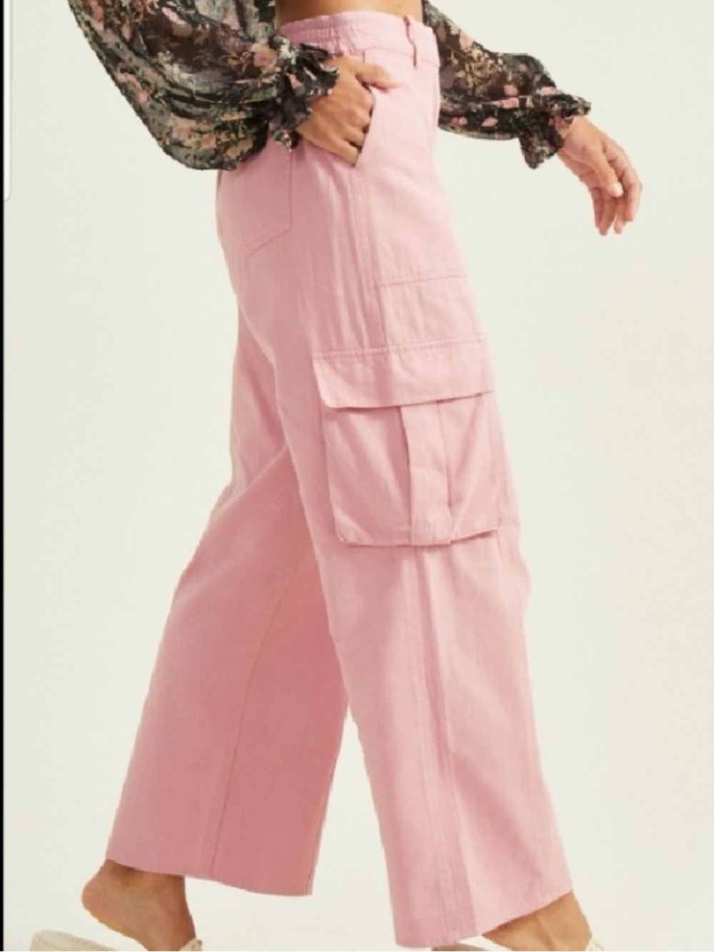 WOMENS ALTAR’D STATE WIDE LEG DUSTY PINK CARGO JEANS SIZE LARGE